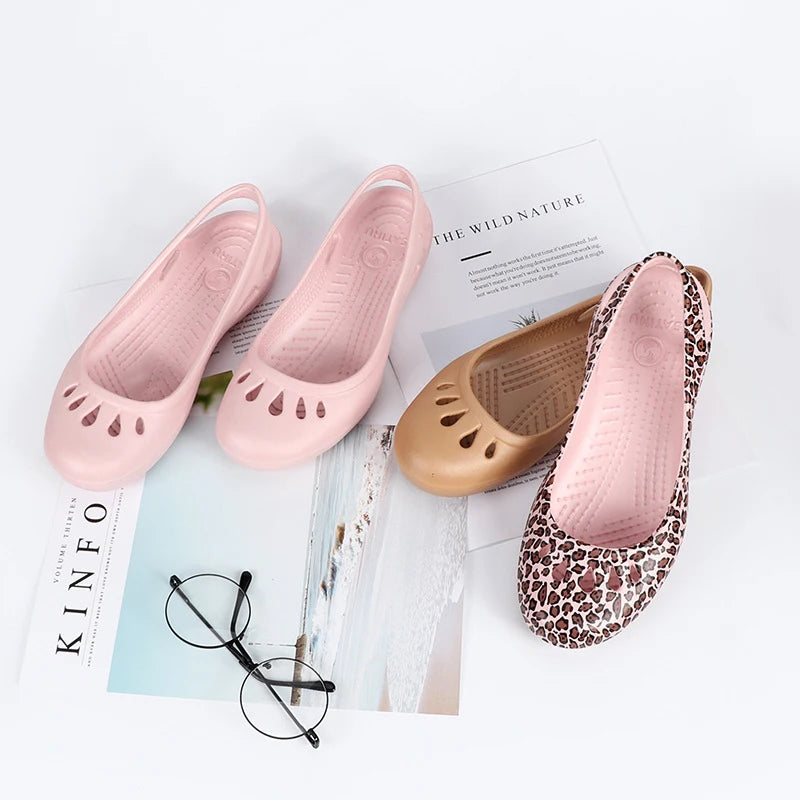 Women's Lightweight Anti-Slip Clog Sandals - Flat Heel, Lace-Up, EVA Material, Casual Jelly Shoes, Various Colors and Sizes