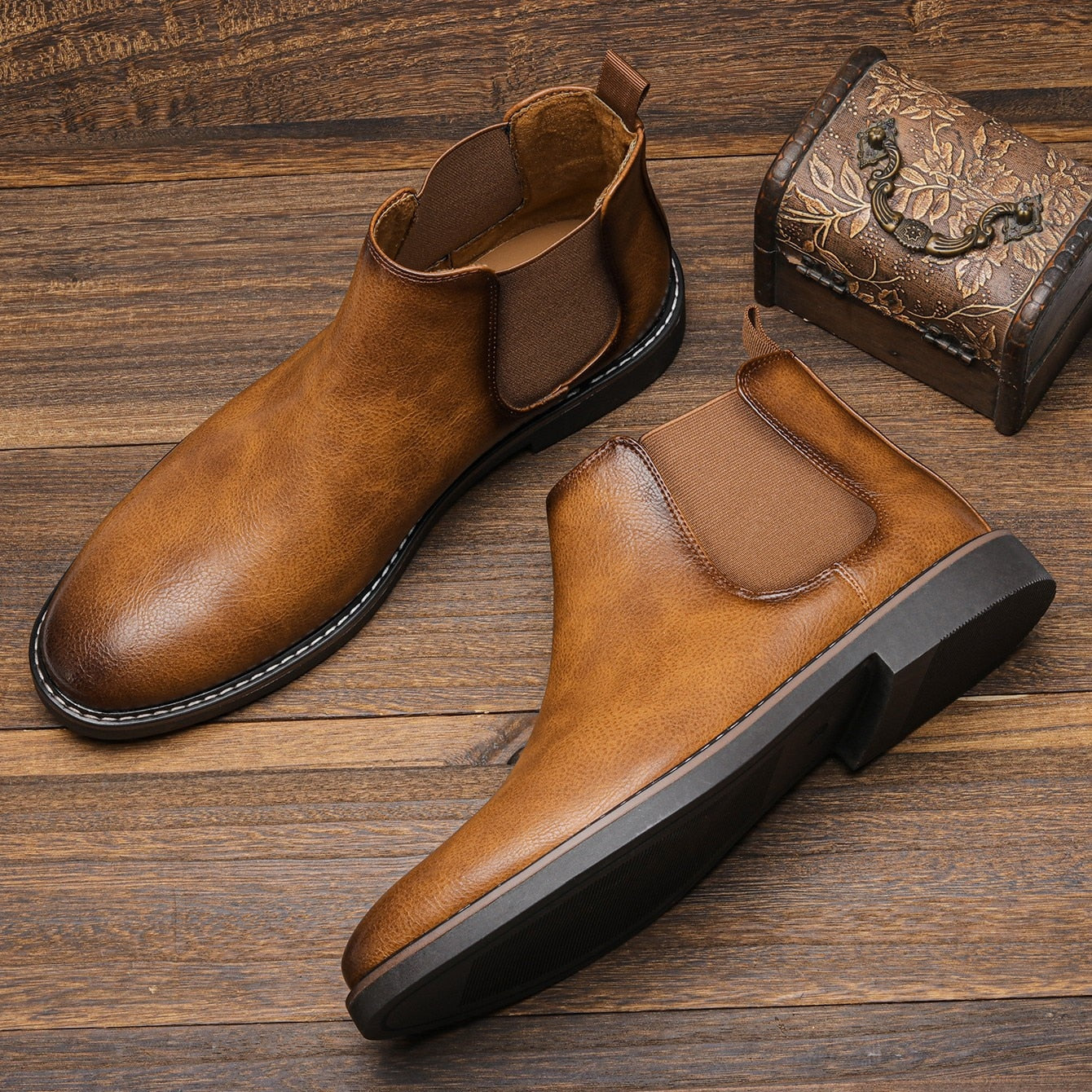 Men's Comfortable Retro Boots - Timeless Style and Comfort - British Charm with Modern Twist - Spring and Autumn Footwear - Square Toe and Solid Pattern - All-day Comfort and Stability - Elevate Your Collection!