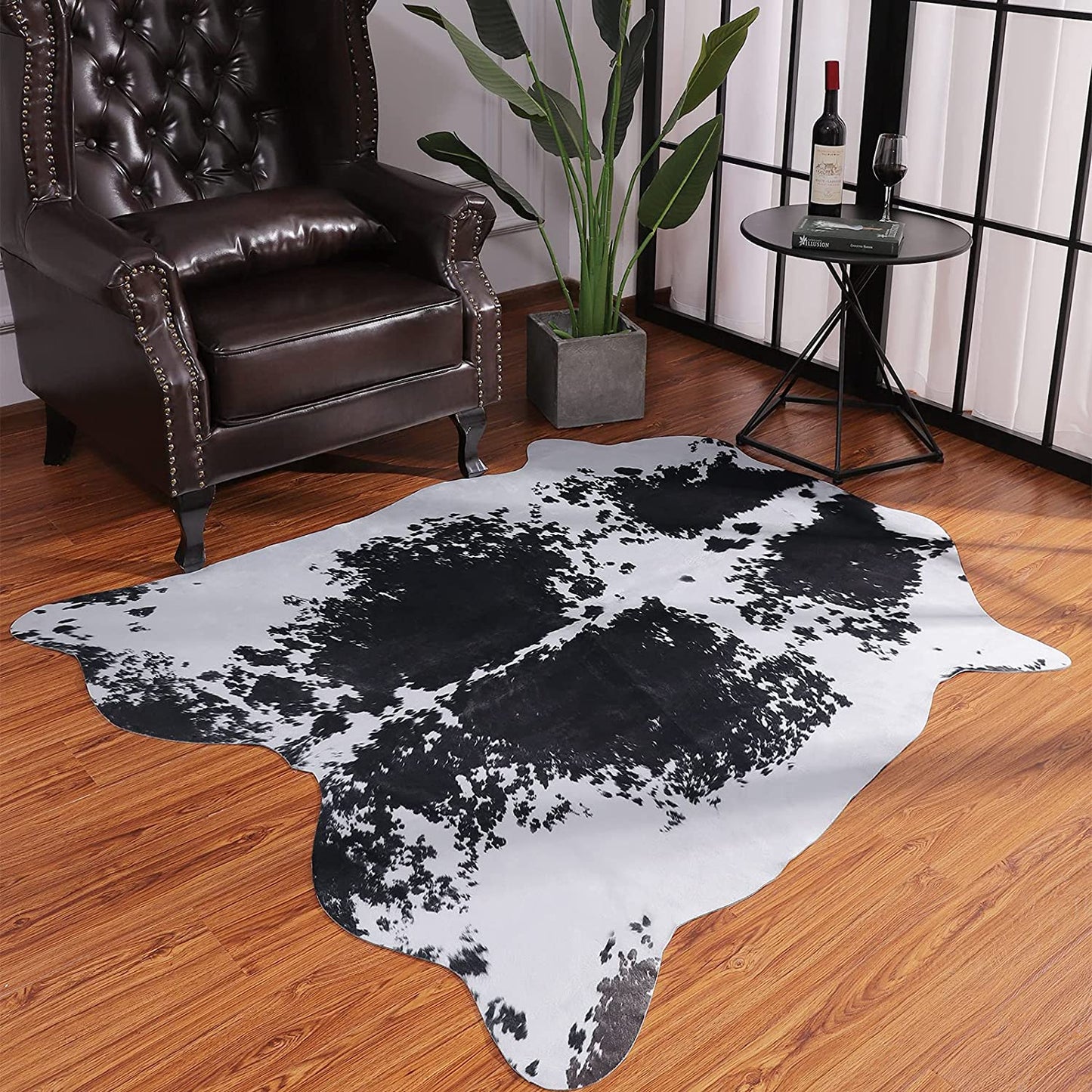 American Style Faux Fur Carpet - Irregular shape, animal pattern, anti-slip feature. Crafted from 100% polyester. Perfect for home and hotel decor.