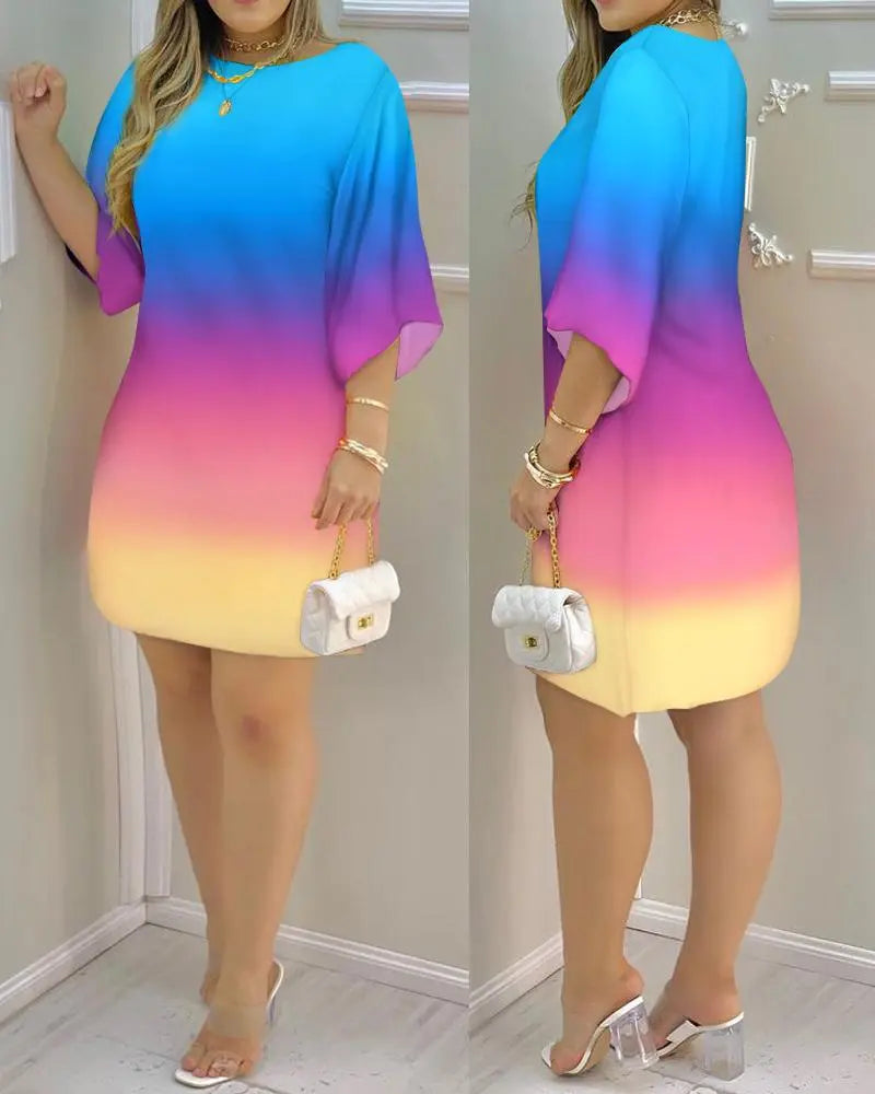 Spring Fashion Peacock Print Loose Dress - Non-stretch polyester fabric with loose fit silhouette. A-line cut with O-neckline. Vintage-inspired peacock print. Above knee length. Made from synthetic fiber material. Ideal for middle-aged women.