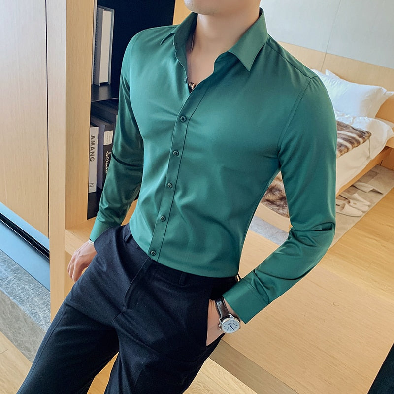 British Style Long Sleeve Shirt - Perfect for the office - Made with polyester and spandex - Cozy and warm - Pair with slacks and formal shoes.