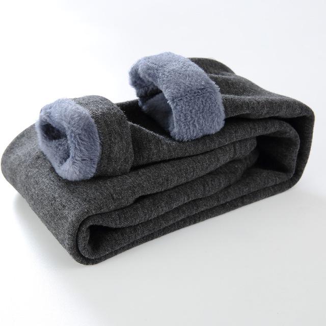 The pants are made of thick cotton and come in a variety of colors.