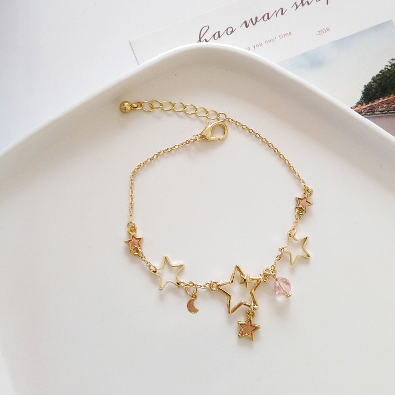 Cute and trendy crystal pearl chain bracelet for girls who love fashion.