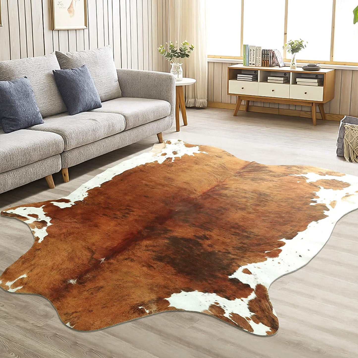 American Style Faux Fur Carpet - Irregular shape, animal pattern, anti-slip feature. Crafted from 100% polyester. Perfect for home and hotel decor.