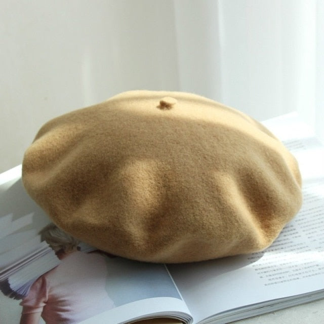 Wool French Beret Beanie made of soft material perfect for the cooler months. Available in multiple colors. Pair it with your off-duty outfits and represent TRT brand. Get yours now!