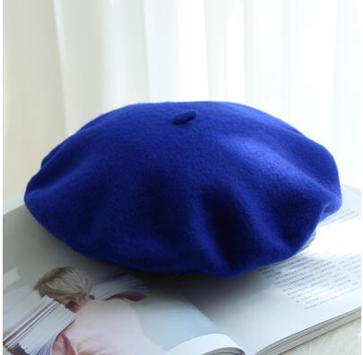 Wool French Beret Beanie made of soft material perfect for the cooler months. Available in multiple colors. Pair it with your off-duty outfits and represent TRT brand. Get yours now!