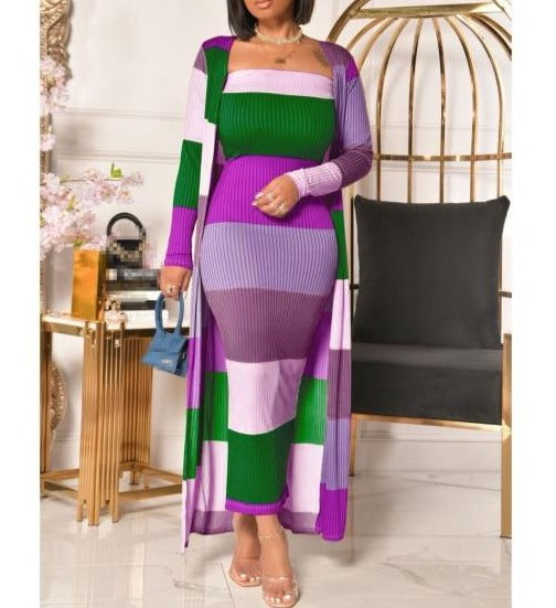 Stay cozy and stylish this fall with our 2-piece casual autumn dress. This outfit includes a long-sleeved cardigan and a full-length dress with a stripe pattern. Available in different colors and sizes, it's perfect for any casual occasion. Made with high-quality materials, it's comfortable and perfect for colder weather.