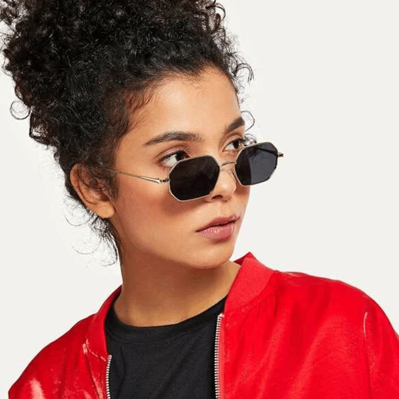 Fashion Sunglasses, stylish eye protection, lightweight frame, UV400 lenses. Perfect for summer outfits. Limited supply, get yours now!