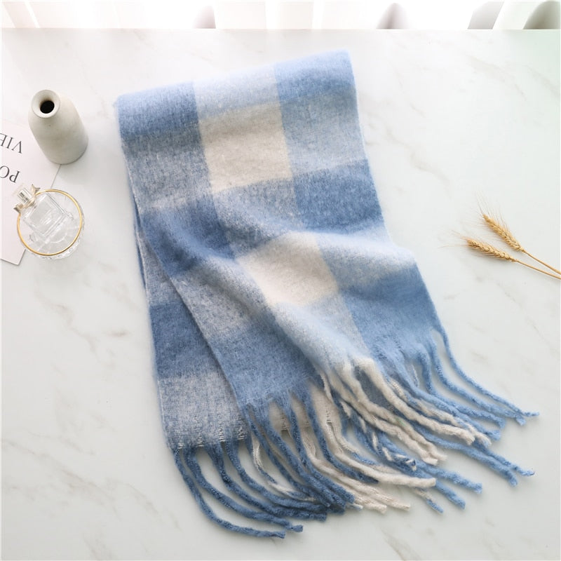 Cashmere Thick Scarf - Versatile accessory for fashion and warmth - 260x35cm size - Polyester, viscose, cashmere imitation blend - Classic plaid pattern - Order now for style and comfort!