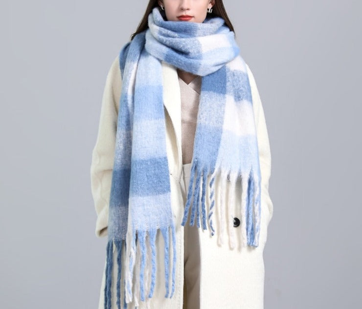 Cashmere Thick Scarf - Versatile accessory for fashion and warmth - 260x35cm size - Polyester, viscose, cashmere imitation blend - Classic plaid pattern - Order now for style and comfort!