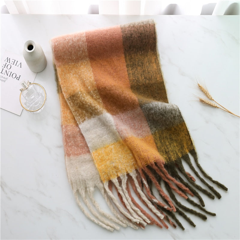 Cashmere Thick Scarf - Versatile accessory for fashion and warmth - 260x35cm size - Polyester, viscose, cashmere imitation blend - Classic plaid pattern - Order now for style and comfort!