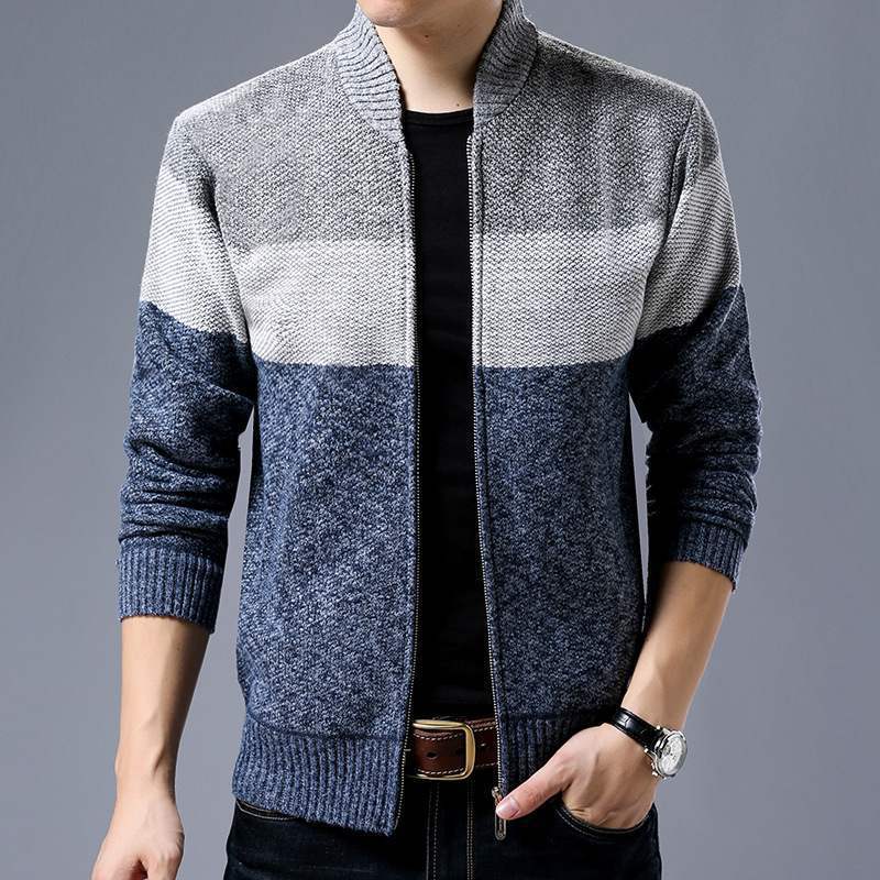 Single-Breasted Knitted Sweater with turn-down collar and zipper closure. Ideal for daily wear in spring and autumn.