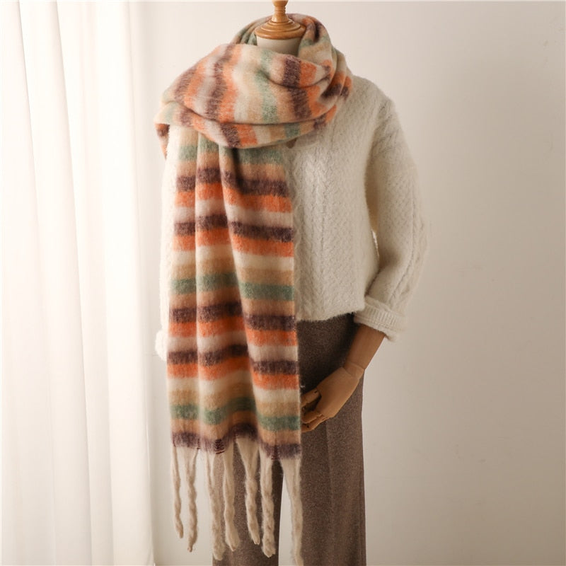 Cashmere Thick Scarf - Versatile accessory for fashion and warmth - 260x35cm size - Polyester, viscose, cashmere imitation blend - Classic plaid pattern - Order now for style and comfort!