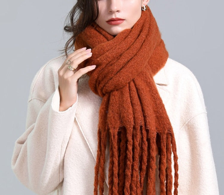 Cashmere Thick Scarf - Versatile accessory for fashion and warmth - 260x35cm size - Polyester, viscose, cashmere imitation blend - Classic plaid pattern - Order now for style and comfort!