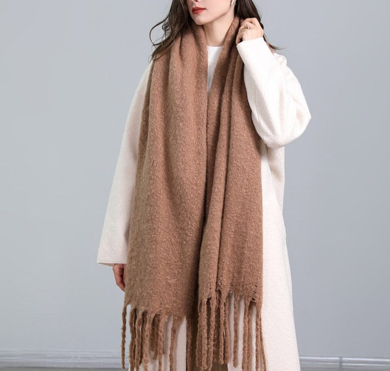 Cashmere Thick Scarf - Versatile accessory for fashion and warmth - 260x35cm size - Polyester, viscose, cashmere imitation blend - Classic plaid pattern - Order now for style and comfort!