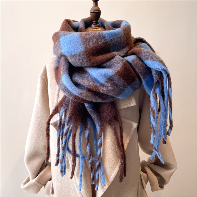 Cashmere Thick Scarf - Versatile accessory for fashion and warmth - 260x35cm size - Polyester, viscose, cashmere imitation blend - Classic plaid pattern - Order now for style and comfort!