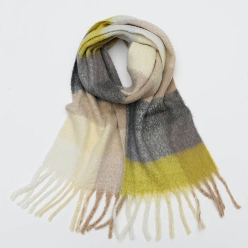 Cashmere Thick Scarf - Versatile accessory for fashion and warmth - 260x35cm size - Polyester, viscose, cashmere imitation blend - Classic plaid pattern - Order now for style and comfort!