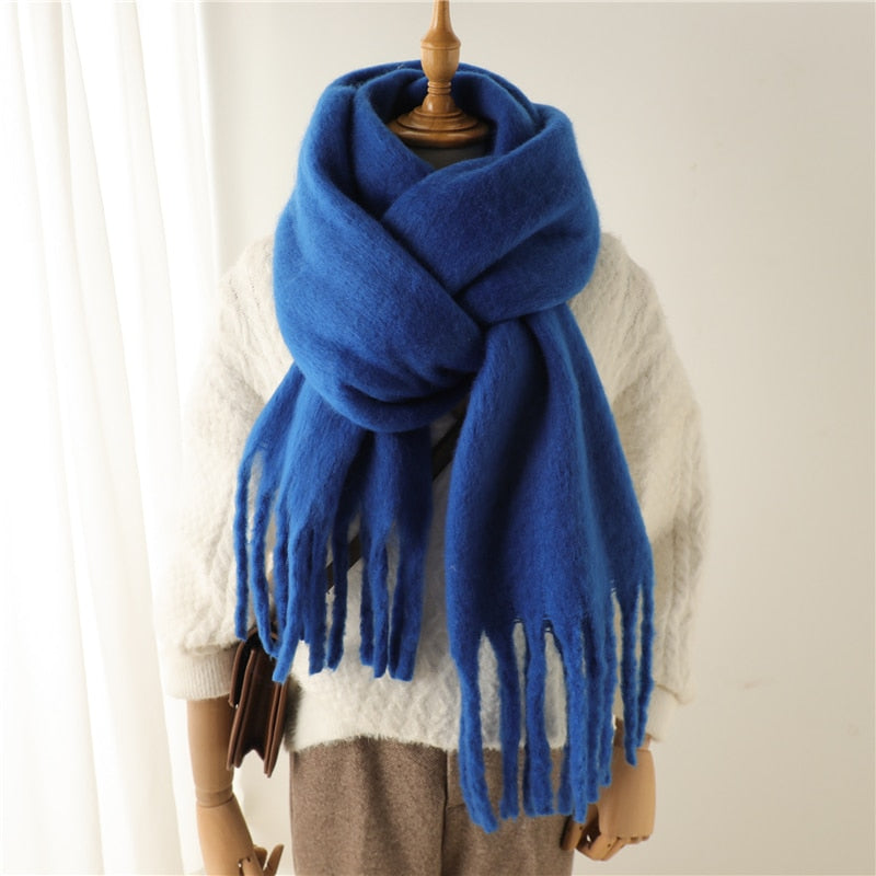 Cashmere Thick Scarf - Versatile accessory for fashion and warmth - 260x35cm size - Polyester, viscose, cashmere imitation blend - Classic plaid pattern - Order now for style and comfort!