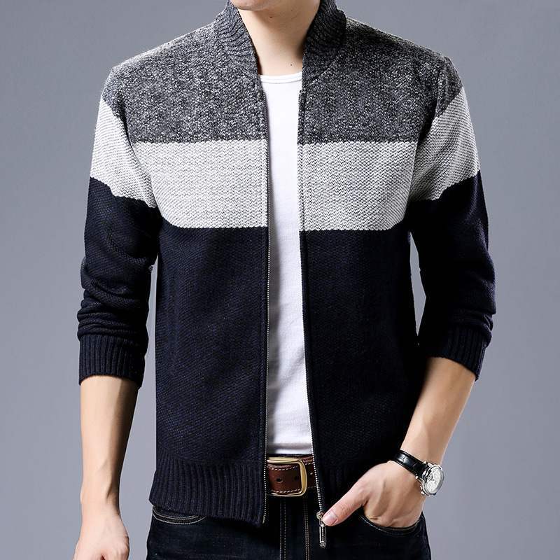 Single-Breasted Knitted Sweater with turn-down collar and zipper closure. Ideal for daily wear in spring and autumn.