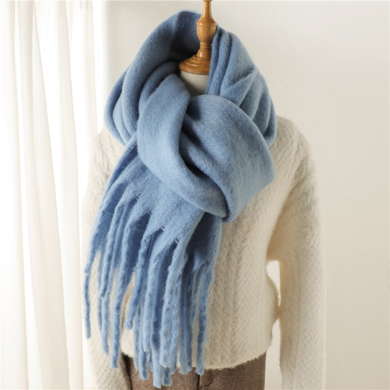 Cashmere Thick Scarf - Versatile accessory for fashion and warmth - 260x35cm size - Polyester, viscose, cashmere imitation blend - Classic plaid pattern - Order now for style and comfort!