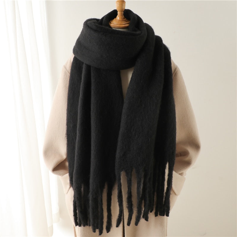 Cashmere Thick Scarf - Versatile accessory for fashion and warmth - 260x35cm size - Polyester, viscose, cashmere imitation blend - Classic plaid pattern - Order now for style and comfort!