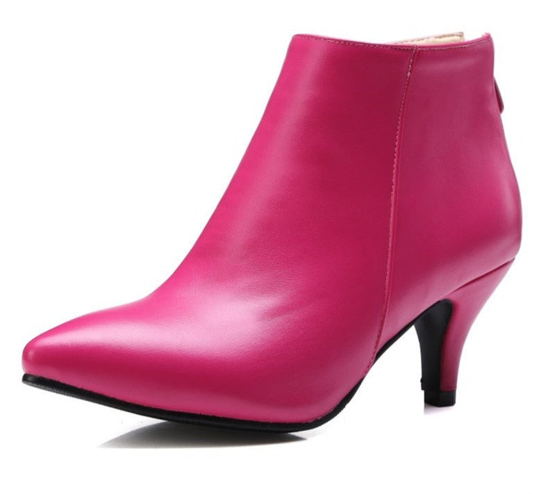 Fine Root Zipper Boots - Stylish winter boots with high heels and a pointed toe.