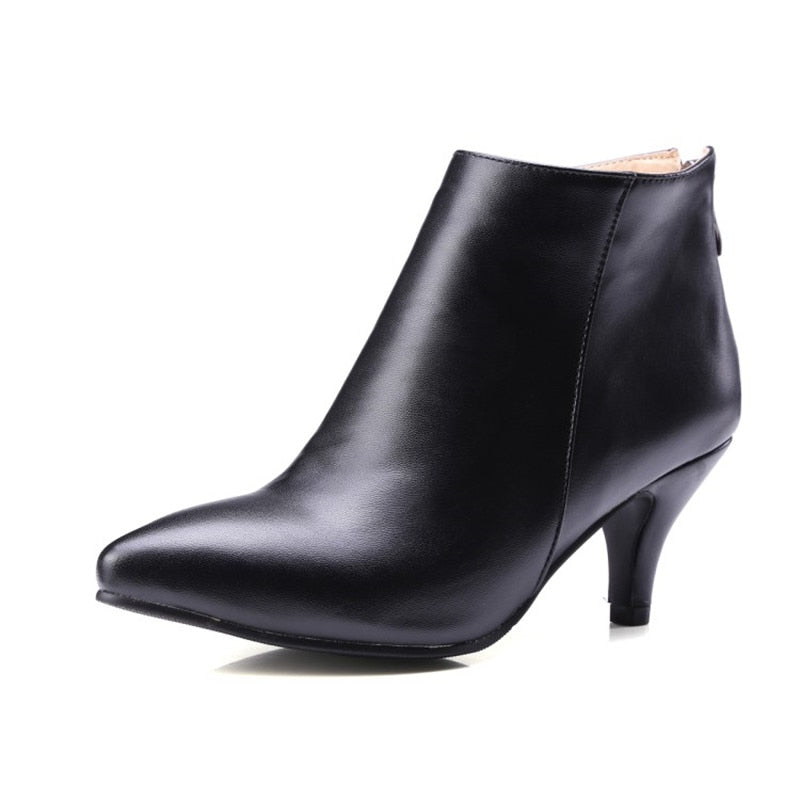 Fine Root Zipper Boots - Stylish winter boots with high heels and a pointed toe.