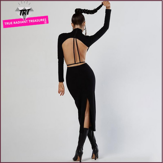 Long sleeve backless bodycon dress, sexy and daring style, made of polyester and cotton blend fabric.