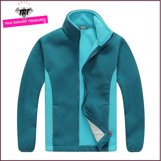 Warm and protective coat for kids, ideal for cold winter days. Made of 100% polyester and polar fleece for softness and warmth. Various colors and sizes available. True-to-size fit.