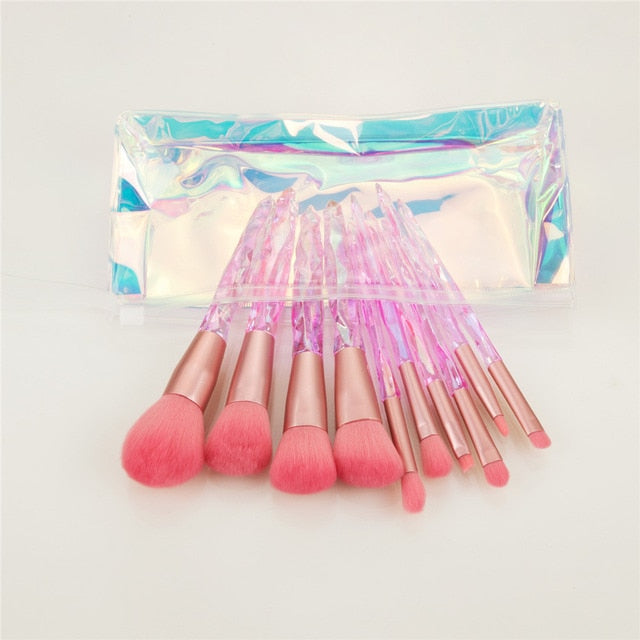 Makeup Brush Set - Versatile brushes for various makeup applications, high-quality synthetic hair, soft and dense bristles, sets of 6 or 10 brushes to choose from.