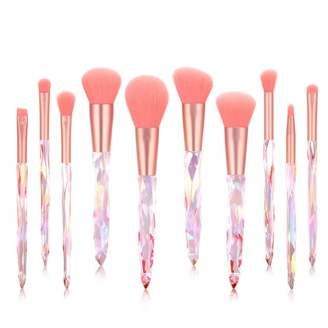 Makeup Brush Set - Versatile brushes for various makeup applications, high-quality synthetic hair, soft and dense bristles, sets of 6 or 10 brushes to choose from.