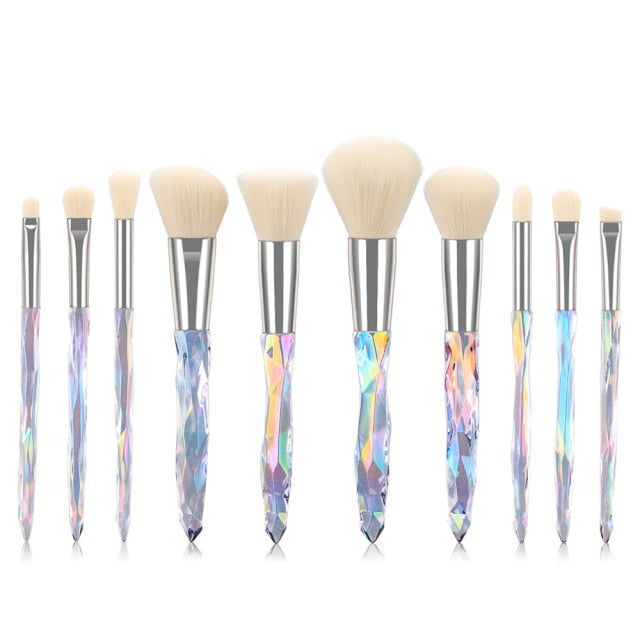 Makeup Brush Set - Versatile brushes for various makeup applications, high-quality synthetic hair, soft and dense bristles, sets of 6 or 10 brushes to choose from.