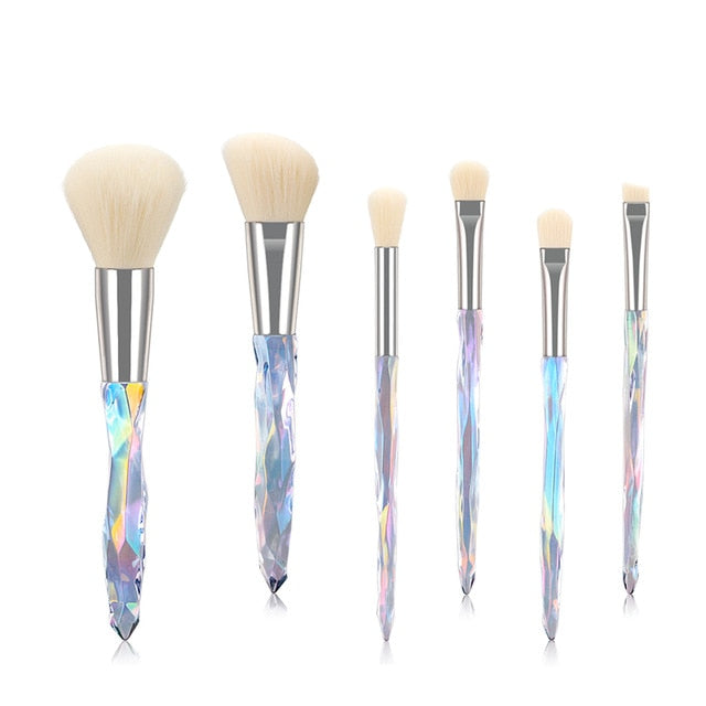 Makeup Brush Set - Versatile brushes for various makeup applications, high-quality synthetic hair, soft and dense bristles, sets of 6 or 10 brushes to choose from.