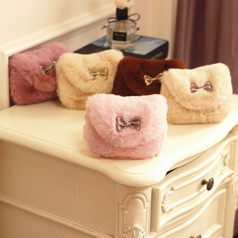 Furry Bag for Kids - Cute and soft bag for girls, perfect for storing small items, Christmas dress accessory.