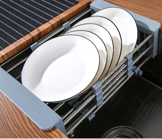 Silica Gel Drying Rack for Sink, flexible and expandable, perfect for washing fruits, vegetables, and utensils